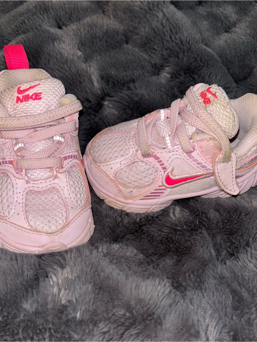 Nike Kids Light Pink Sneakers with Hot Pink Swoosh